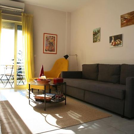 Lovely Sea Front Apartment 이타 외부 사진